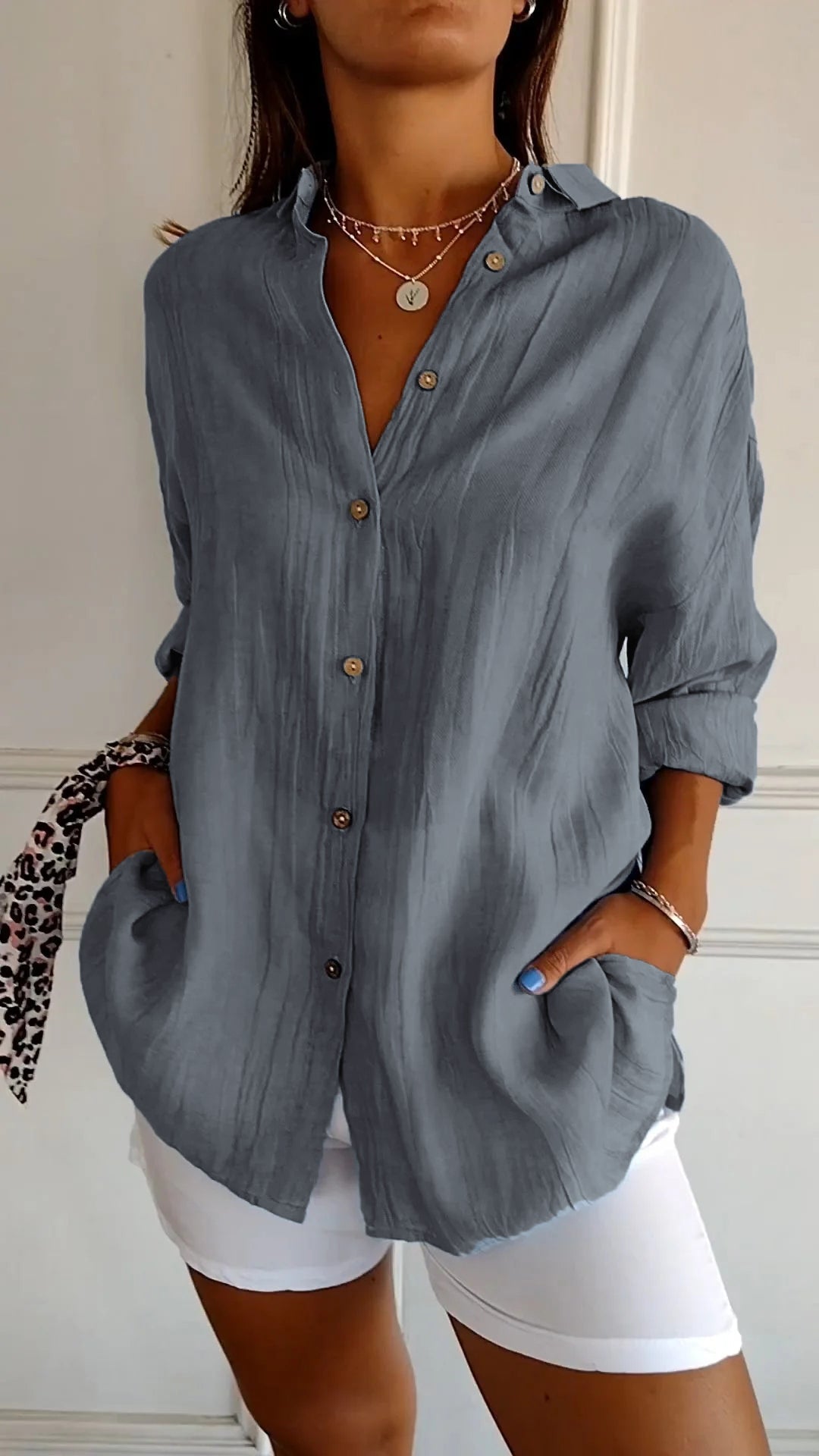 Sasha | Elegant shirt with pleated style